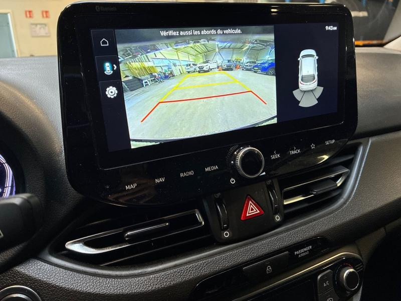 Occasion HYUNDAI i30 1.6 MHYRIDE . 2021 BEIGE 15990 € à Schifflange