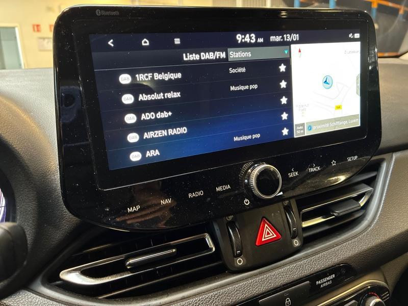 Occasion HYUNDAI i30 1.6 MHYRIDE . 2021 BEIGE 15990 € à Schifflange