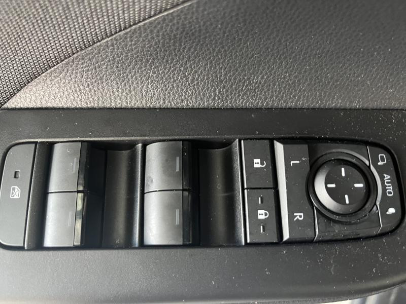 Used TOYOTA C-HR 2.0L HEV Dynamic Plus Mono-Tone 2024 GREY € 35390 in Bertrange