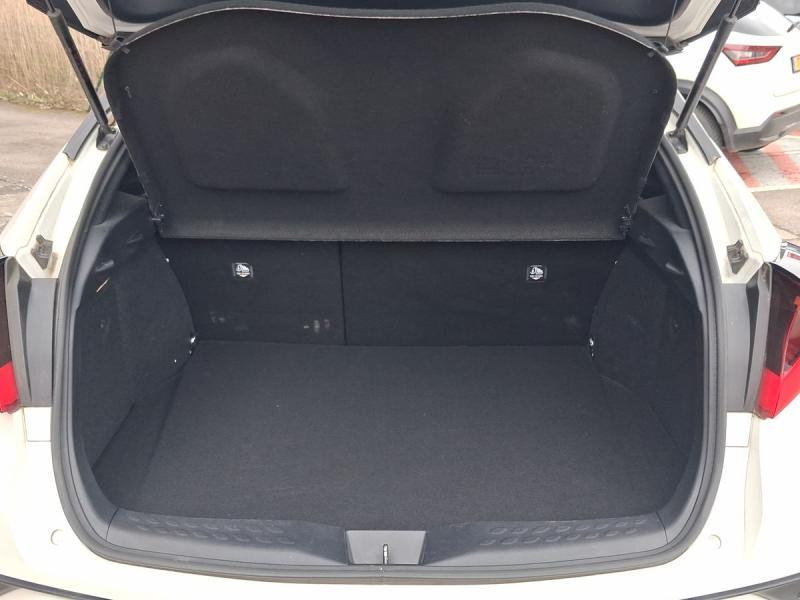 Occasion TOYOTA C-HR 2.0 HEV C-LUB BI-TONE 2021 WHITE 20990 € à Schifflange