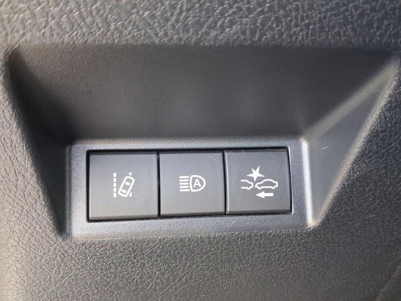 Used TOYOTA Yaris Yaris 2019 WHITE € 13990 in Schifflange