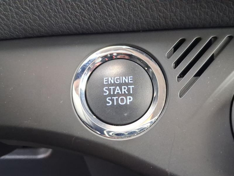 Used TOYOTA Yaris Yaris 2019 WHITE € 13990 in Schifflange