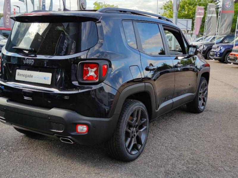 Occasion JEEP Renegade 1.3 GSE T4 240ch 4xe S AT6 MY21 2022 Carbon Black 32990 € à Nancy