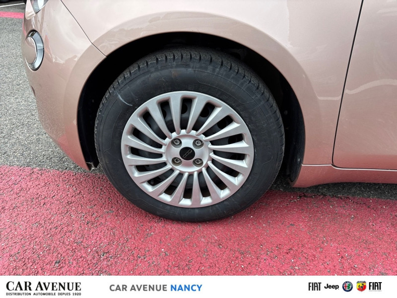 Occasion FIAT 500 e 95ch Action ** Eligible REMISE ECO - 4000€ ** 2022 Rose Gold métal 18390 € à Nancy
