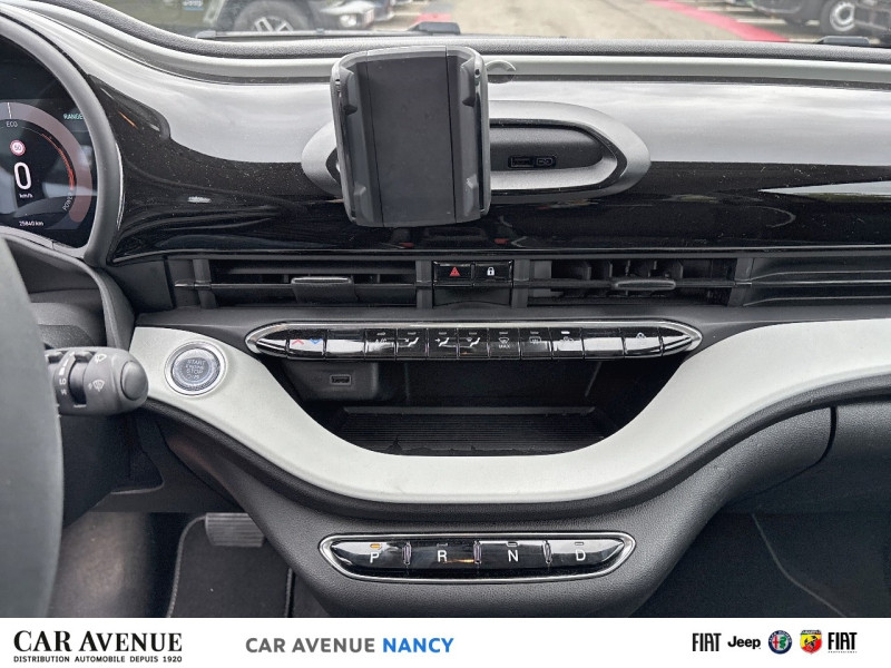Occasion FIAT 500 e 95ch Action ** Eligible REMISE ECO - 4000€ ** 2022 Rose Gold métal 18390 € à Nancy