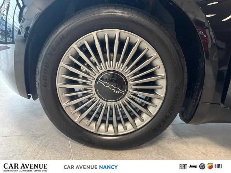 Occasion FIAT 500C e 95ch Pack Confort ** Prime Coup de Pouce déduit ** 2024 Onyx Black pastel 27490 € à Nancy