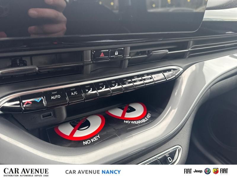 Occasion FIAT 500 e 118ch Pack Confort MY24 ** Prime Coup de Pouce déduit ** 2024 Onyx Black pastel 26890 € à Nancy
