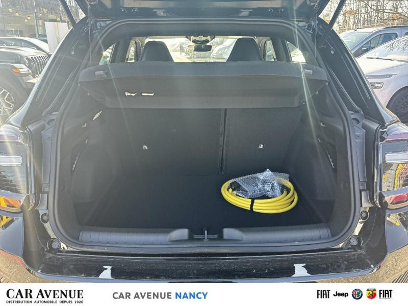 Used ABARTH 600 e 240ch 54kWh Turismo **BONUS ECOLOGIQUE A DEDUIRE** 2025 Noir Venom € 43290 in Nancy