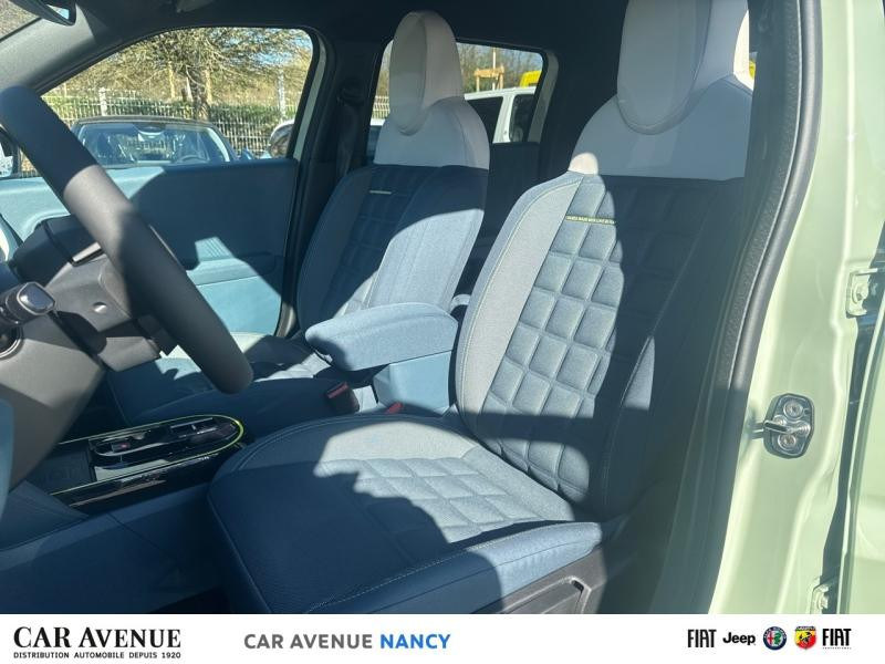Occasion FIAT Grande Panda Electrique 113ch La Prima 2025 Vert Azure Métallisé 26689 € à Nancy