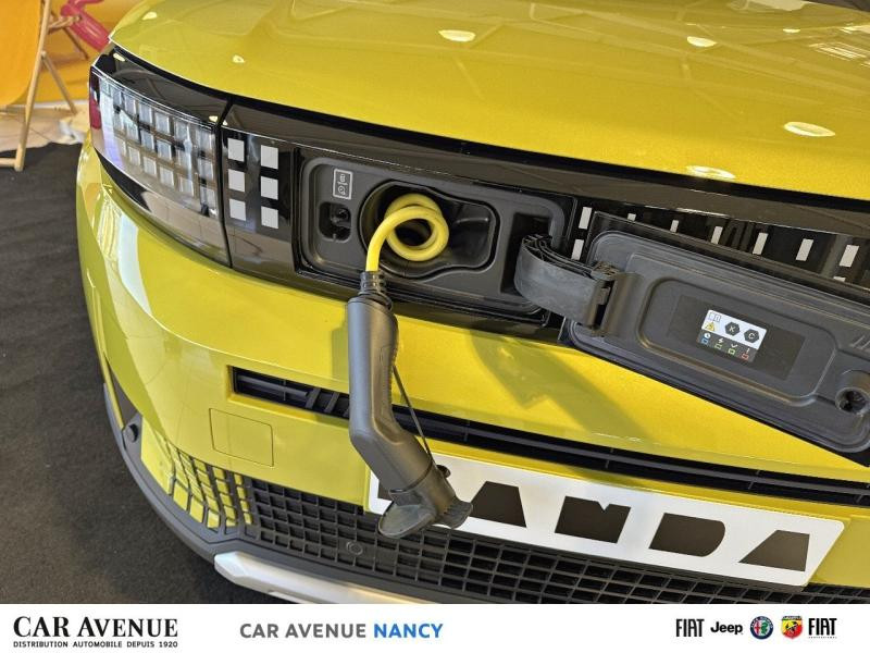Occasion FIAT Grande Panda Electrique 113ch La Prima 2025 Jaune 25989 € à Nancy
