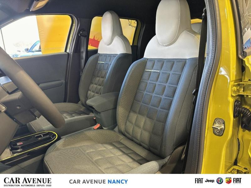 Occasion FIAT Grande Panda Electrique 113ch La Prima 2025 Jaune 25989 € à Nancy