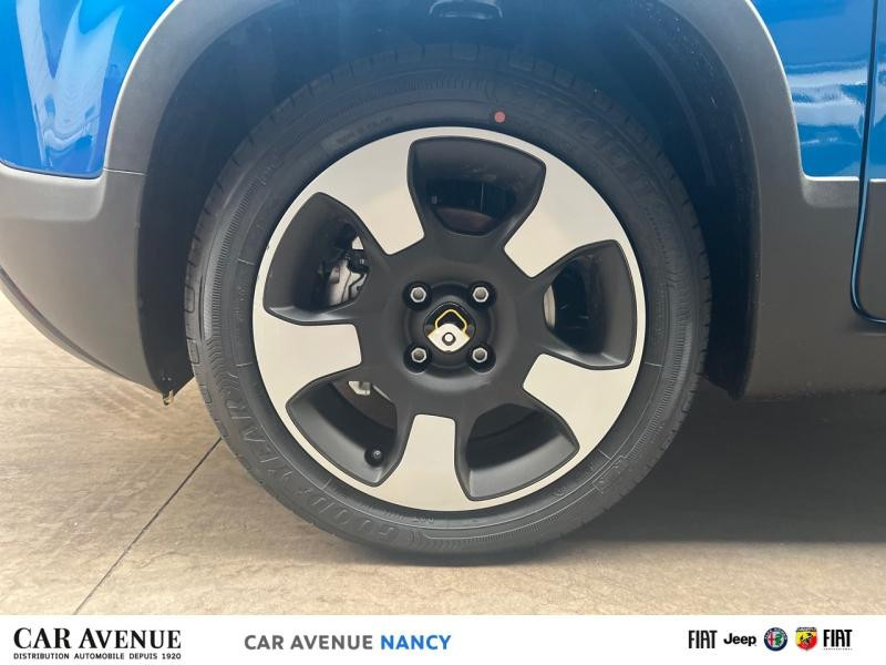 Used FIAT Panda Classic 1.0 70ch BSG S&S Pandina 2025 Bleu Italia Métallisé € 16989 in Nancy