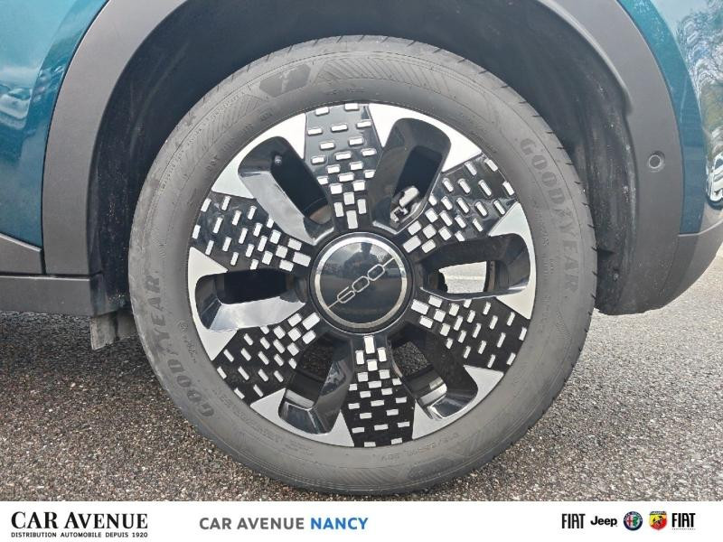 Occasion FIAT 600 1.2 Hybrid 136ch La Prima DCT6 2025 Bleu Sea métallisé 25490 € à Nancy