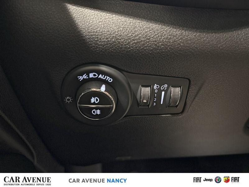 Occasion JEEP Compass 1.5 Turbo T4 130ch MHEV Summit 4x2 BVR7 2024 Solid Black 29490 € à Nancy