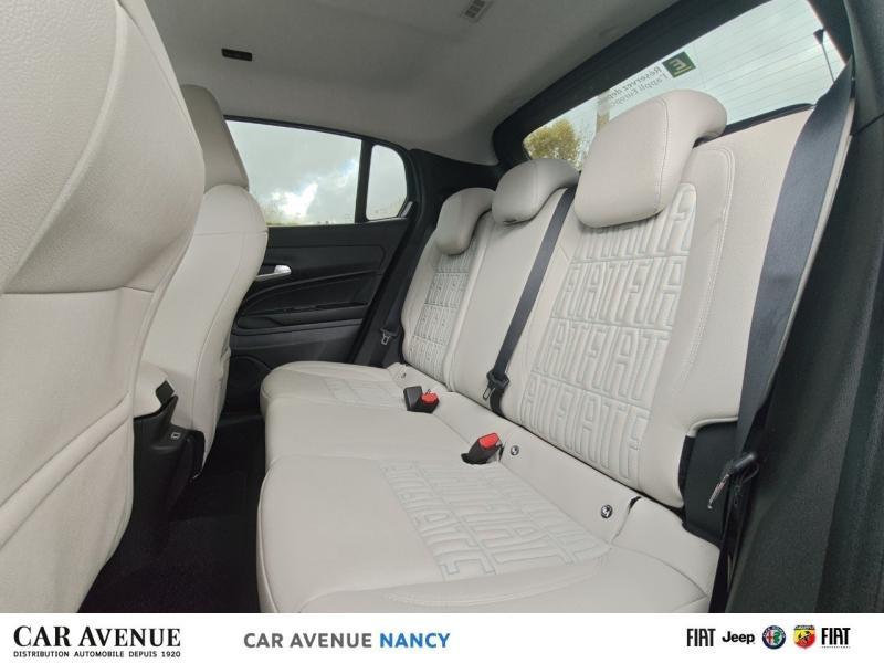 Occasion FIAT 600 1.2 Hybrid 100ch La Prima DCT6 2025 Bleu Sea métallisé 23990 € à Nancy