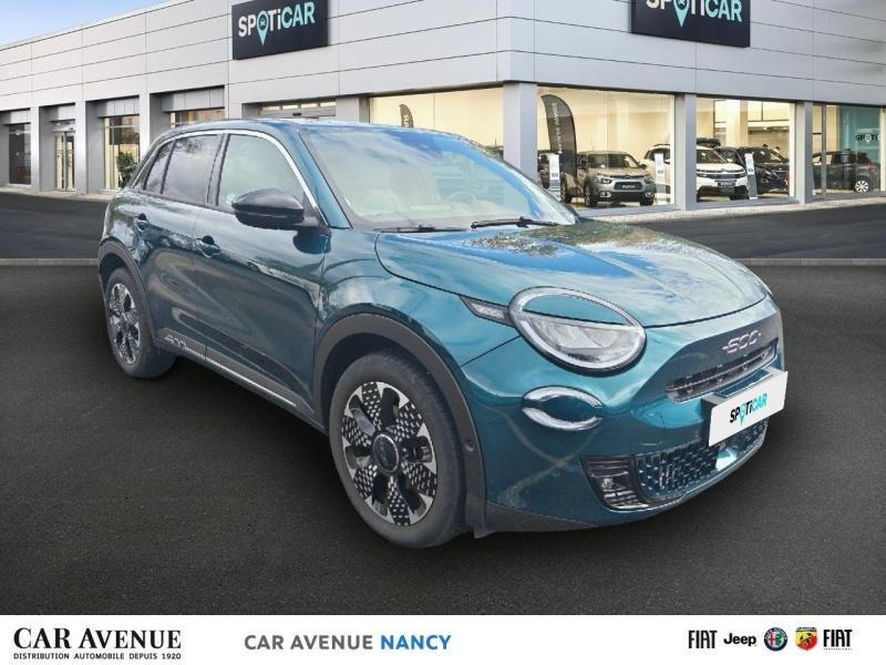 Occasion FIAT 600 1.2 Hybrid 100ch La Prima DCT6 2025 Bleu Sea métallisé 23990 € à Nancy
