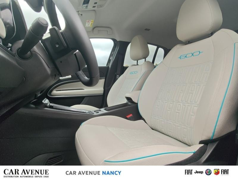 Occasion FIAT 600 1.2 Hybrid 100ch La Prima DCT6 2025 Onyx Black 24490 € à Nancy