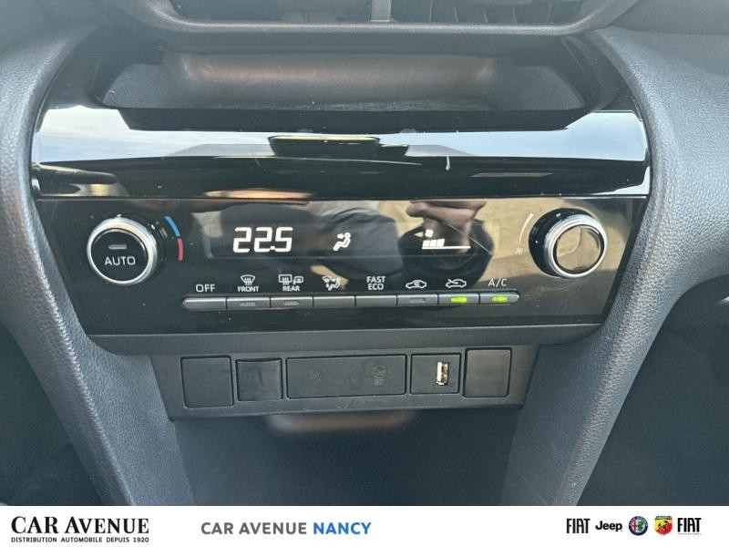 Used TOYOTA Yaris Cross 116h Design MY22 2023 Rouge Intense (M) € 22990 in Nancy