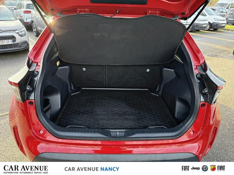 Used TOYOTA Yaris Cross 116h Design MY22 2023 Rouge Intense (M) € 22990 in Nancy