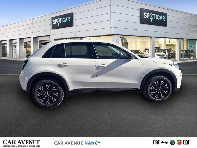 Used FIAT 600 1.2 Hybrid 136ch DCT6 2025 Ice White € 25590 in Nancy