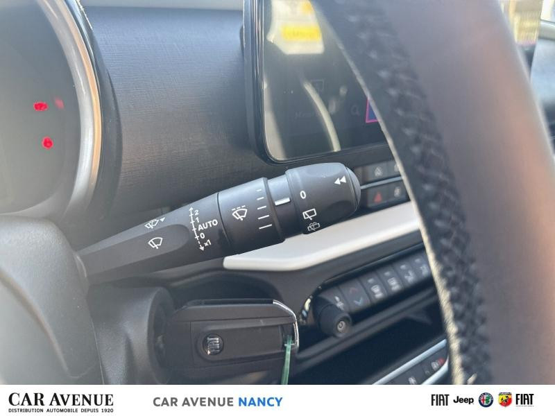 Used FIAT 600 1.2 Hybrid 136ch DCT6 2025 Ice White € 25590 in Nancy