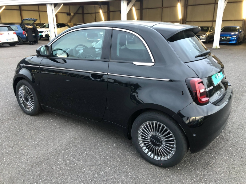 Used FIAT 500 e 118ch Pack Confort 2023 Onyx Black pastel € 27990 in Saint-Dié-des-Vosges