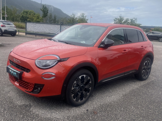 Used FIAT 600 e 156ch 54kWh La Prima 2024 Orange € 32,500 in Saint-Dié-des-Vosges