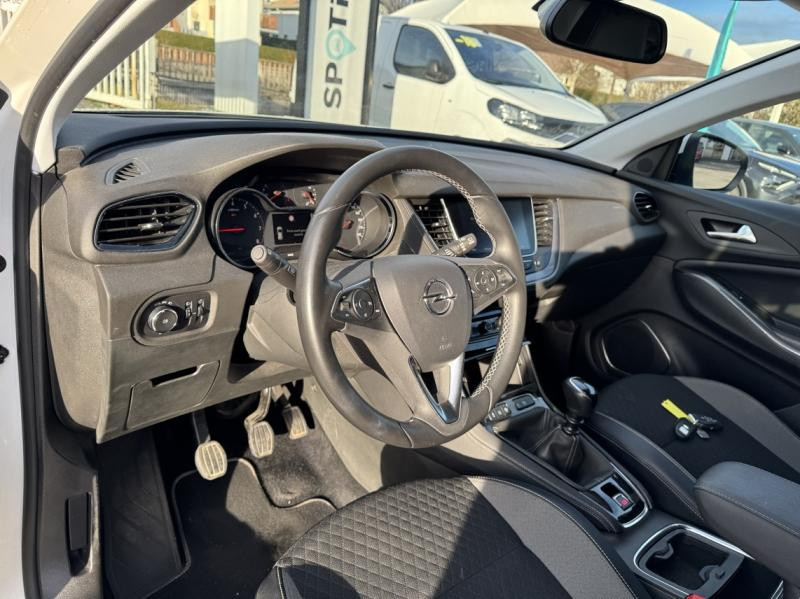 Occasion OPEL Grandland X 1.2 Turbo 130ch Elite 7cv 2018 Blanc Jade 12690 € à Saint-Dié-des-Vosges
