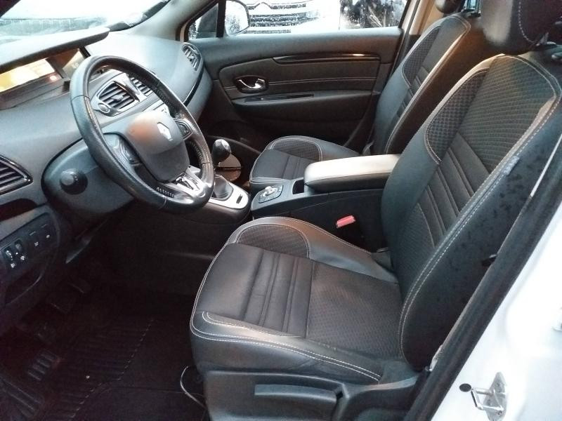 Occasion RENAULT Scenic 1.2 TCe 130ch energy Bose Euro6 2015 2016 Blanc Nacré 9790 € à Saint-Dié-des-Vosges