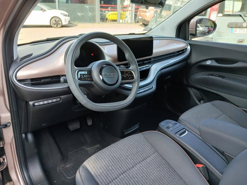 Occasion FIAT 500 e 118ch Icône 2022 Rose Gold métal 17100 € à Saint-Dié-des-Vosges