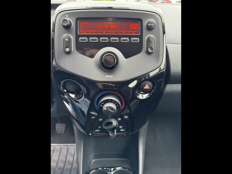 Occasion CITROEN C1 VTi 72 S&S Feel 5p E6.d 2020 Blanc Lipizan (O) 9100 € à Saint-Dié-des-Vosges