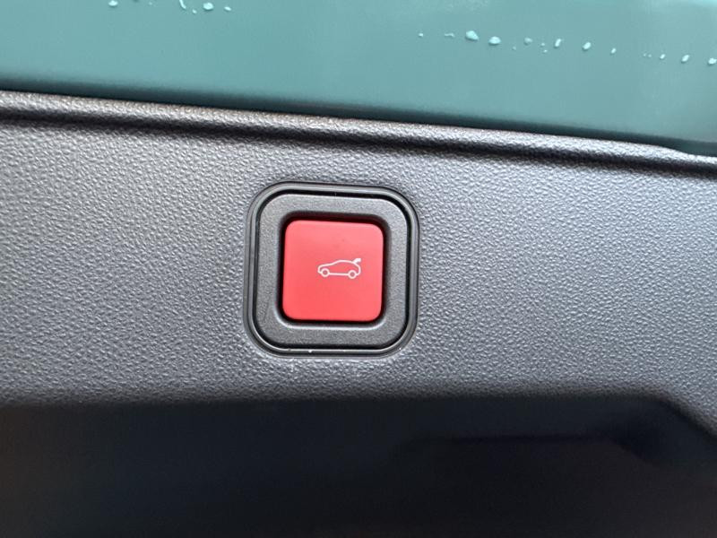 Occasion FIAT 600 1.2 Hybrid 136ch La Prima DCT6 2025 Vert Sky métallisé 29988 € à Saint-Dié-des-Vosges