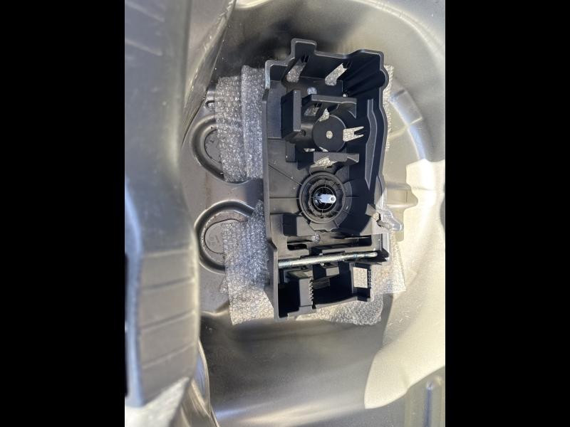 Occasion CITROEN C4 Cactus PureTech 110ch S&S Feel EAT6 E6.d-TEMP 2019 Gris Platinium (M) 11900 € à Saint-Dié-des-Vosges