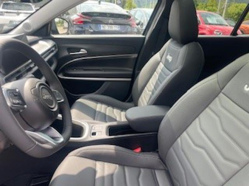 Occasion JEEP Avenger Electrique 156ch 115kW Summit 2025 Volcano 39989 € à Saint-Dié-des-Vosges