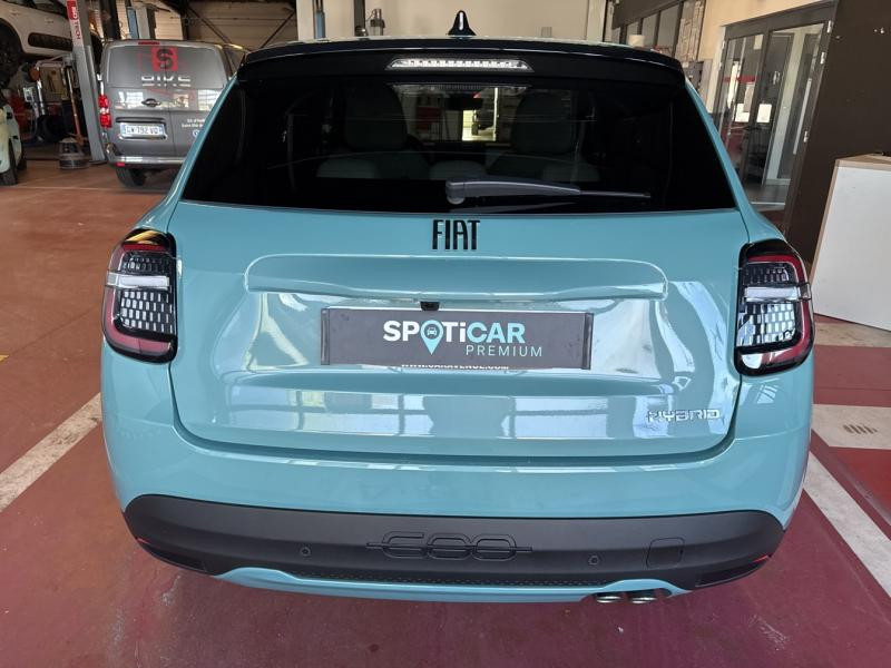 Occasion FIAT 600 1.2 Hybrid 136ch La Prima DCT6 2025 Vert Sky métallisé 29988 € à Saint-Dié-des-Vosges