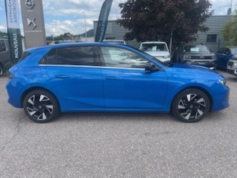 Occasion OPEL Astra 1.5 D 130ch Elegance BVA8 2022 Bleu Kobalt Métallisé Premium 19790 € à Saint-Dié-des-Vosges