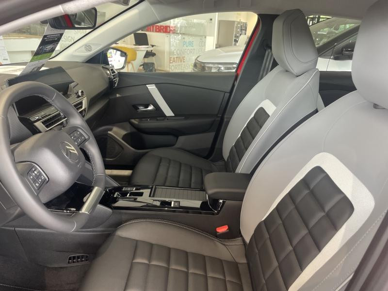 Occasion CITROEN C4 Electrique 156ch (autonomie étendue) MAX Automatique 2025 Rouge Elixir (N) 39788 € à Saint-Dié-des-Vosges