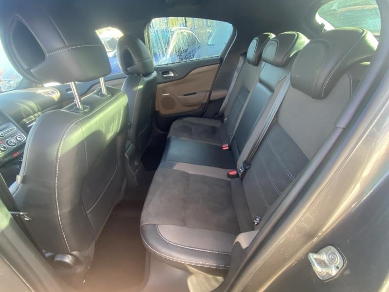 Occasion DS DS 4 Crossback PureTech 130 Sport Chic S&S 2018 Gris Platinium (M) 12710 € à Saint-Dié-des-Vosges