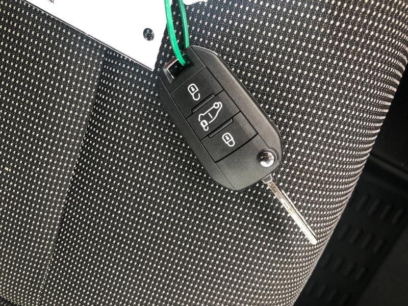 Occasion CITROEN Berlingo Van M 650kg BlueHDi 100ch S&S Pack Premium Connect 2024 Blanc Icy 21900 € à Saint-Dié-des-Vosges