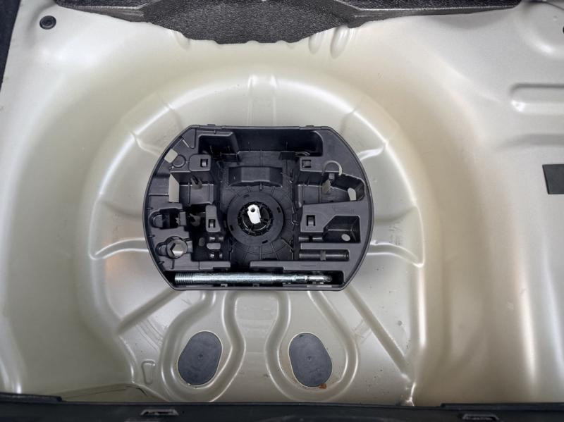 Occasion CITROEN C3 1.2 PureTech 83ch S&S Feel Pack 2022 Gris Platinium (M) - Rouge Aden 12590 € à Saint-Dié-des-Vosges