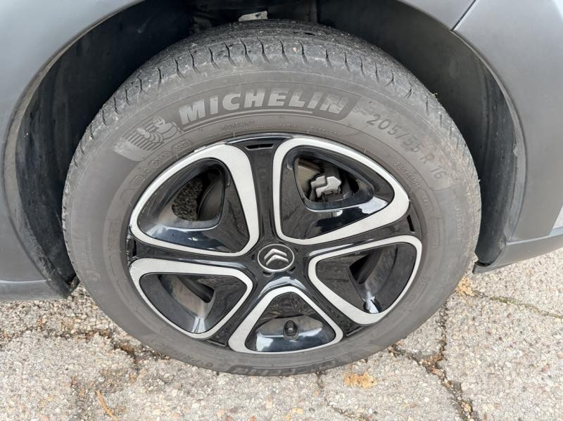 Occasion CITROEN C3 1.2 PureTech 83ch S&S C-Series 123g 2023 Gris Platinium (M) 13290 € à Saint-Dié-des-Vosges