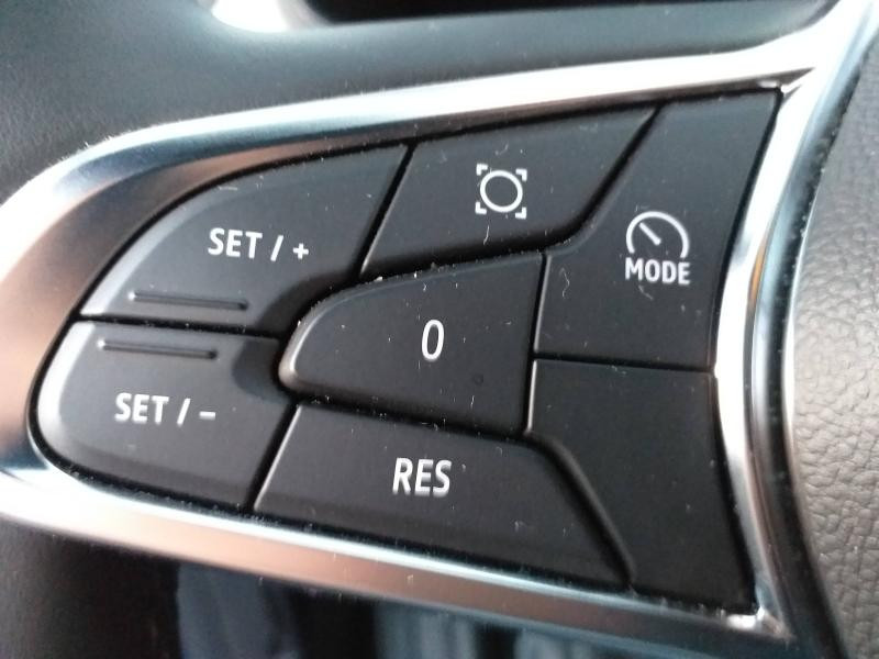 Used RENAULT Captur 1.0 TCe 90ch Evolution 2024 Bleu Iron € 19990 in Saint-Dié-des-Vosges