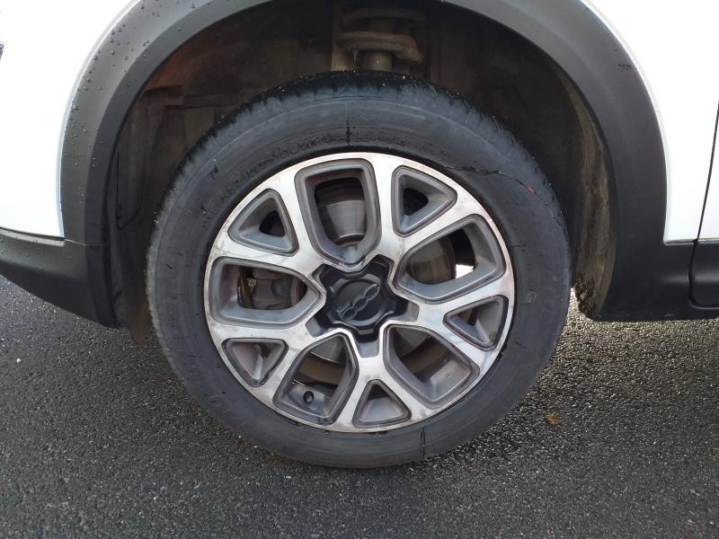 Used FIAT 500X 1.6 Multijet 16v 120ch Cross+ 2016 blanc Gelato pastel extra-série € 11490 in Saint-Dié-des-Vosges