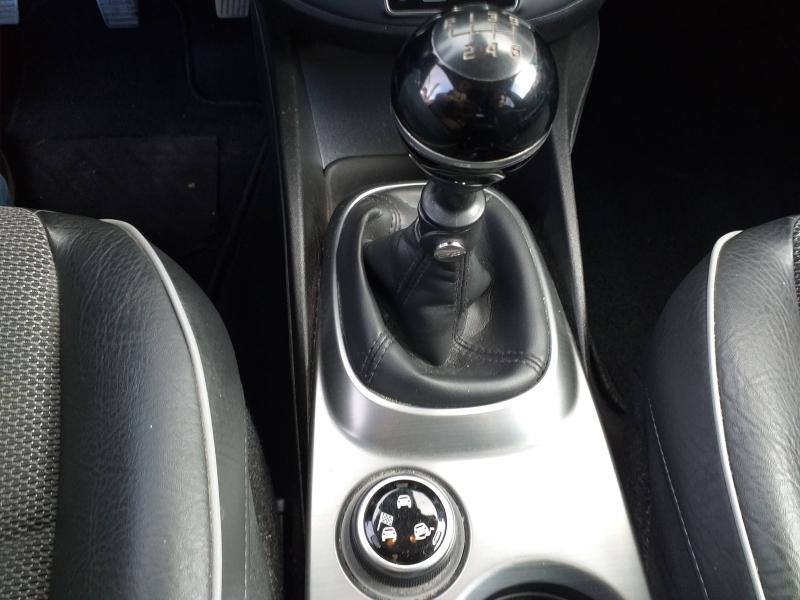 Used FIAT 500X 1.6 Multijet 16v 120ch Cross+ 2016 blanc Gelato pastel extra-série € 11490 in Saint-Dié-des-Vosges