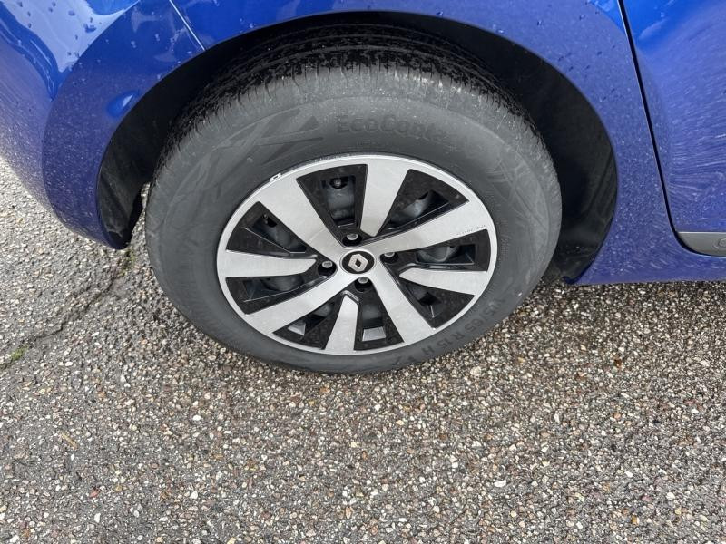 Used RENAULT Clio 1.0 TCe 90ch Equilibre 2023 Bleu Iron € 15990 in Saint-Dié-des-Vosges