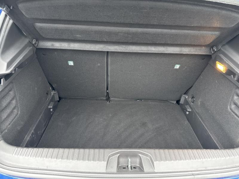 Used RENAULT Clio 1.0 TCe 90ch Equilibre 2023 Bleu Iron € 15990 in Saint-Dié-des-Vosges