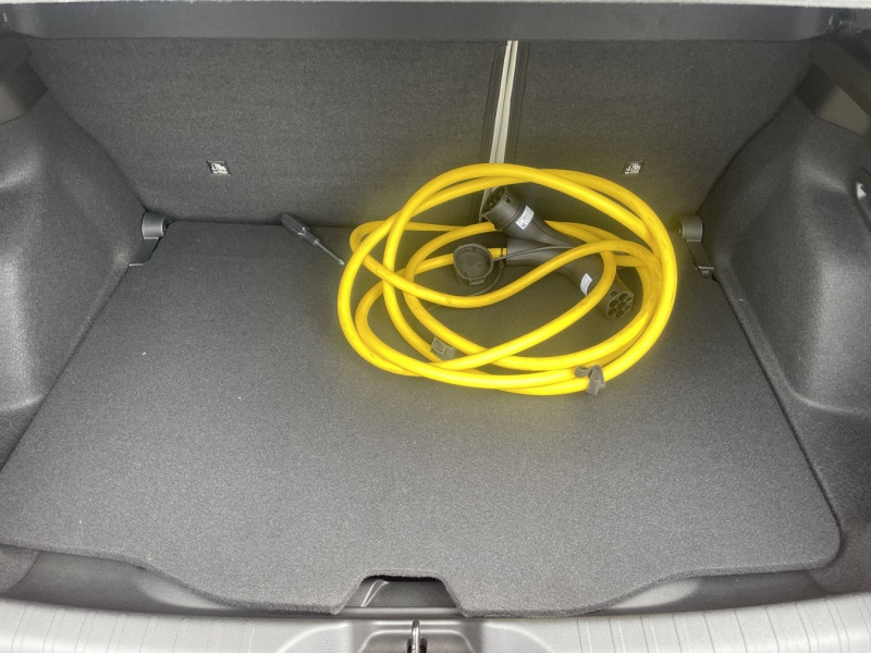 Used FIAT 600 e 156ch 54kWh La Prima 2024 Orange € 26900 in Saint-Dié-des-Vosges