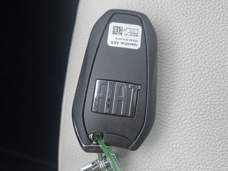 Used FIAT 600 e 156ch 54kWh La Prima 2024 Orange € 26900 in Saint-Dié-des-Vosges