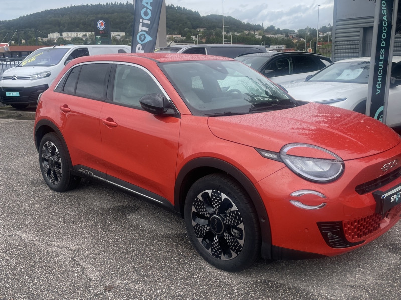 Used FIAT 600 e 156ch 54kWh La Prima 2024 Orange € 26900 in Saint-Dié-des-Vosges