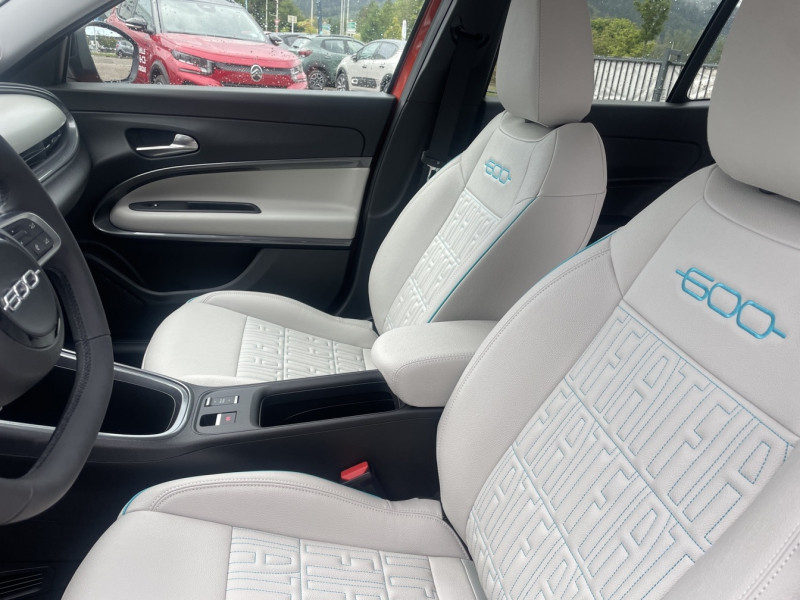 Used FIAT 600 e 156ch 54kWh La Prima 2024 Orange € 26900 in Saint-Dié-des-Vosges